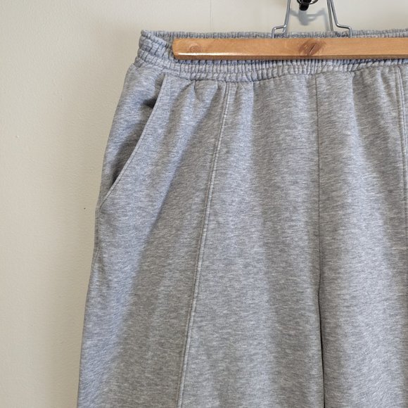 H&M Oversized Grey Sweatpants - Picture 5 of 5